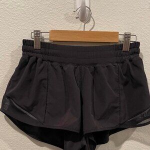 LULULEMON Low-Rise Lined Short 2'' - Size 0